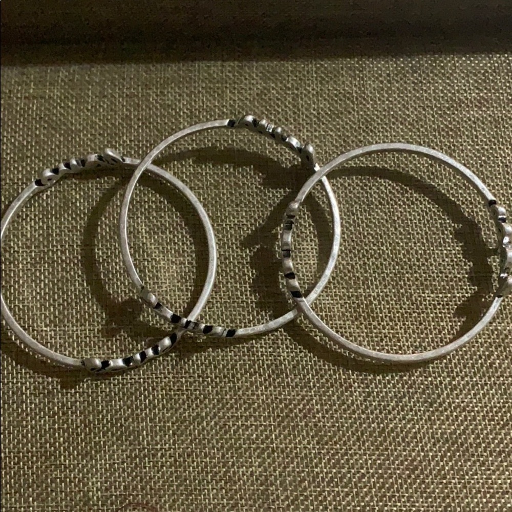 Premier Designs 3 set bangle bracelets